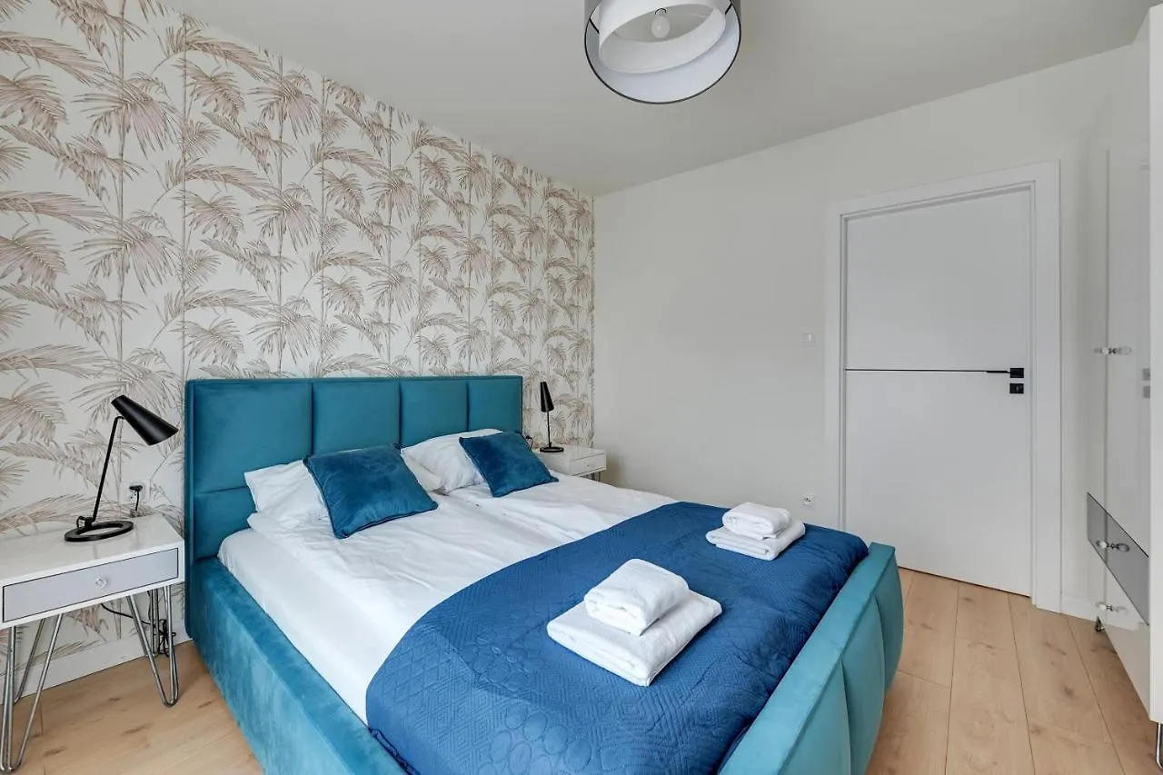 Julia By Q4Apartments - Close To The Beach Gdansk 0*,